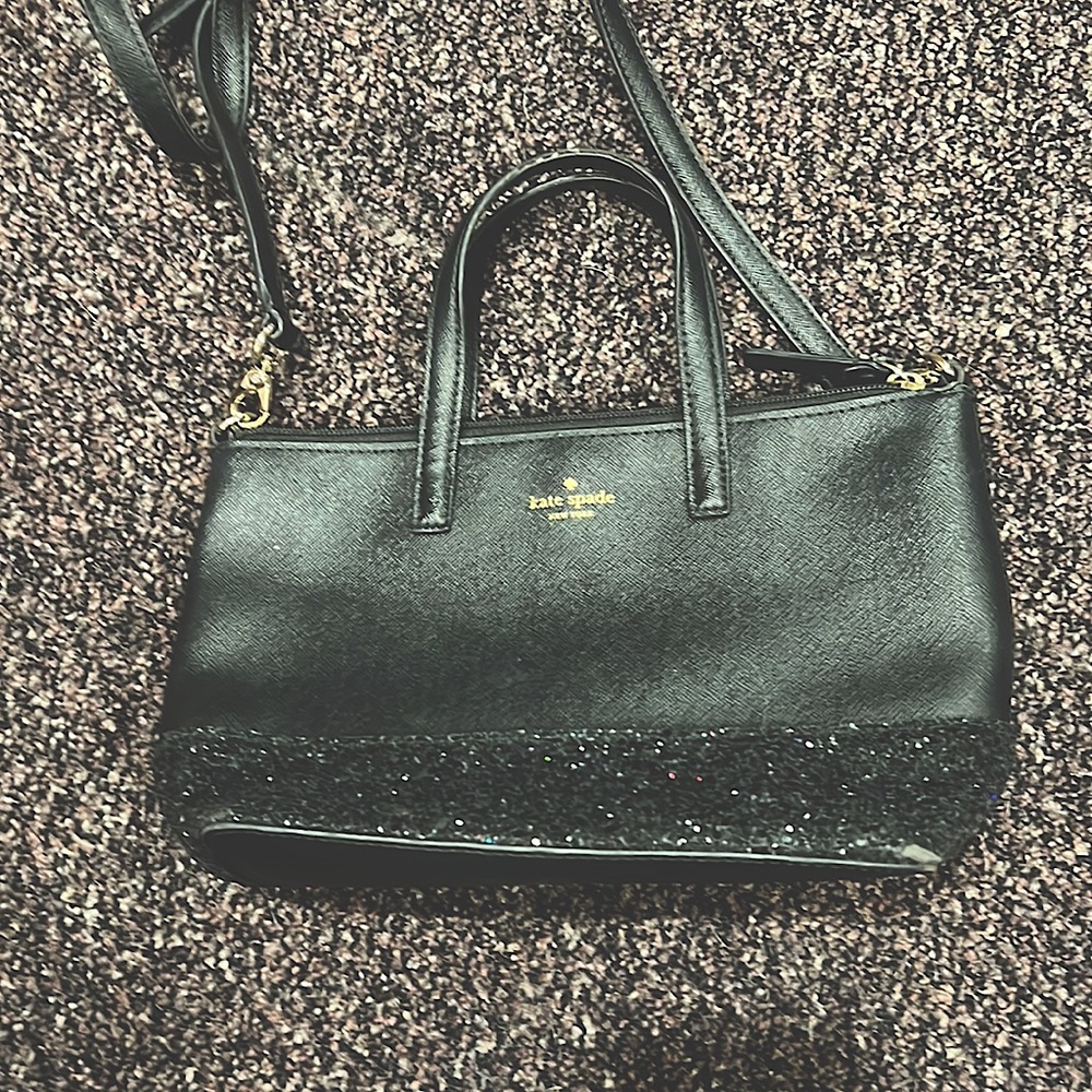 Black Kate spade purse